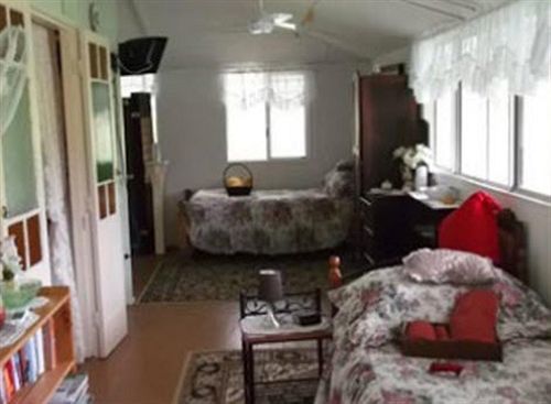 Staple House Bed And Breakfast Woolooga Eksteriør bilde